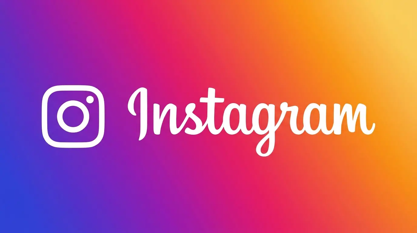 Siguenos en Instagram